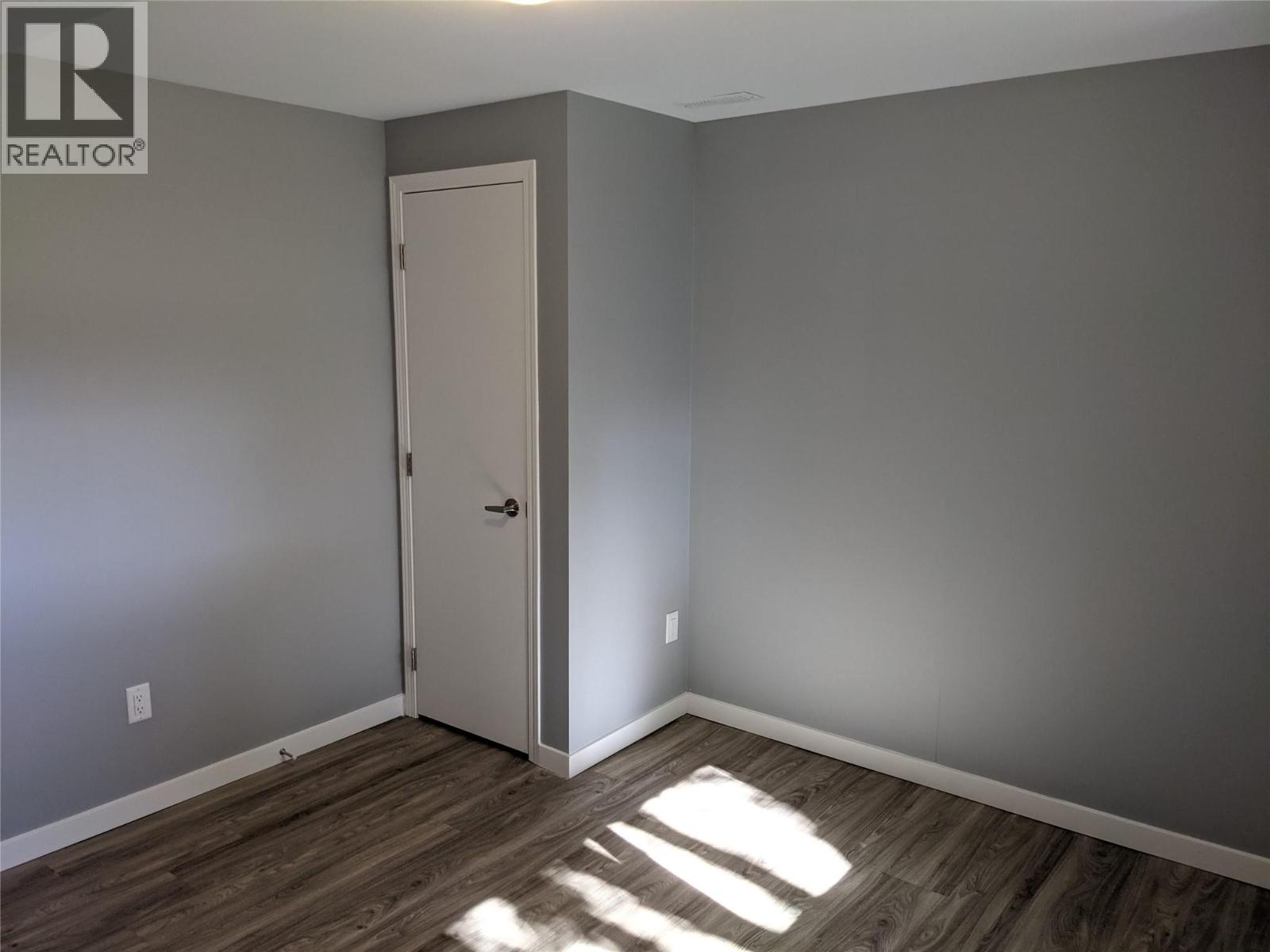 3170/3172 Wawn Crescent, Kamloops, British Columbia  V2B 7J6 - Photo 10 - 10384243