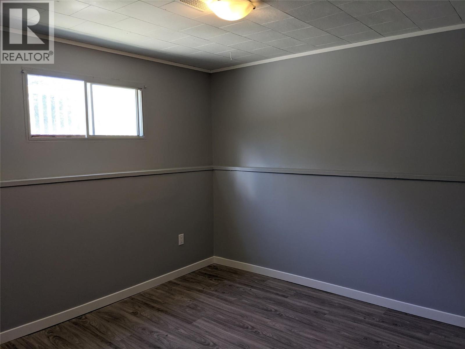 3170/3172 Wawn Crescent, Kamloops, British Columbia  V2B 7J6 - Photo 11 - 10384243