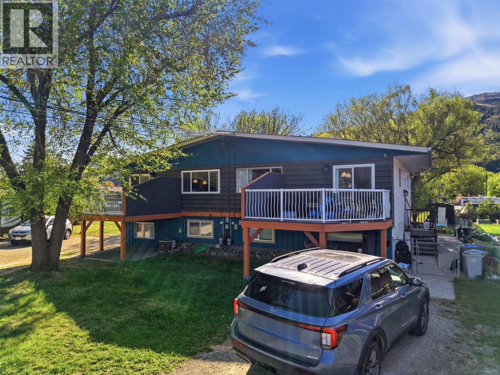 3170/3172 Wawn Crescent, Kamloops, British Columbia  V2B 7J6 - Photo 17 - 10384243