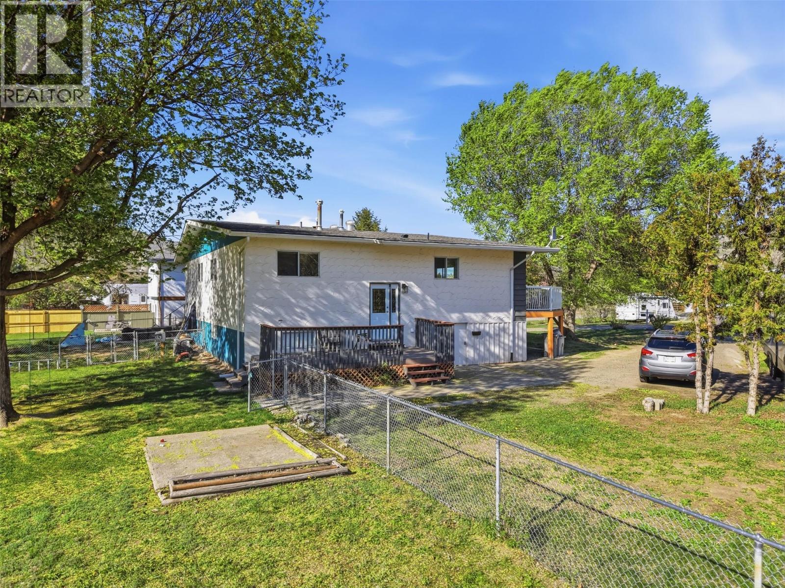 3170/3172 Wawn Crescent, Kamloops, British Columbia  V2B 7J6 - Photo 20 - 10384243