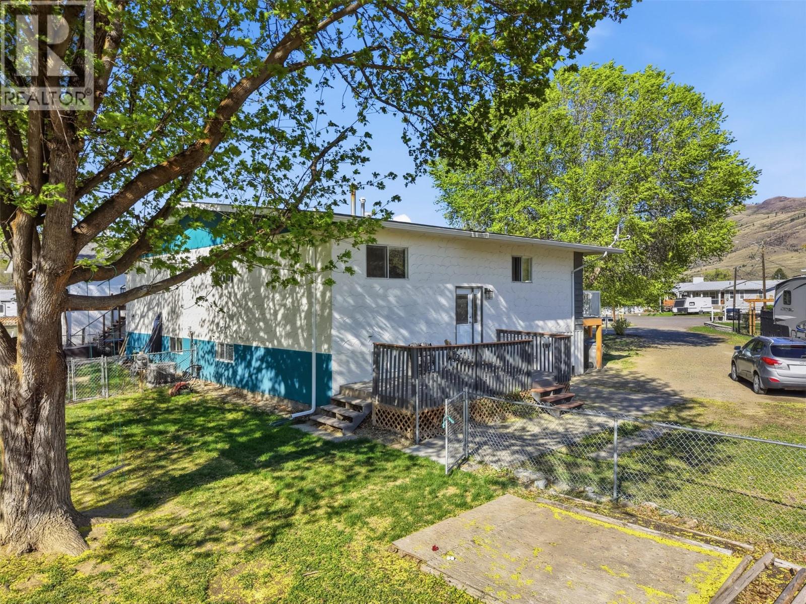 3170/3172 Wawn Crescent, Kamloops, British Columbia  V2B 7J6 - Photo 30 - 10384243