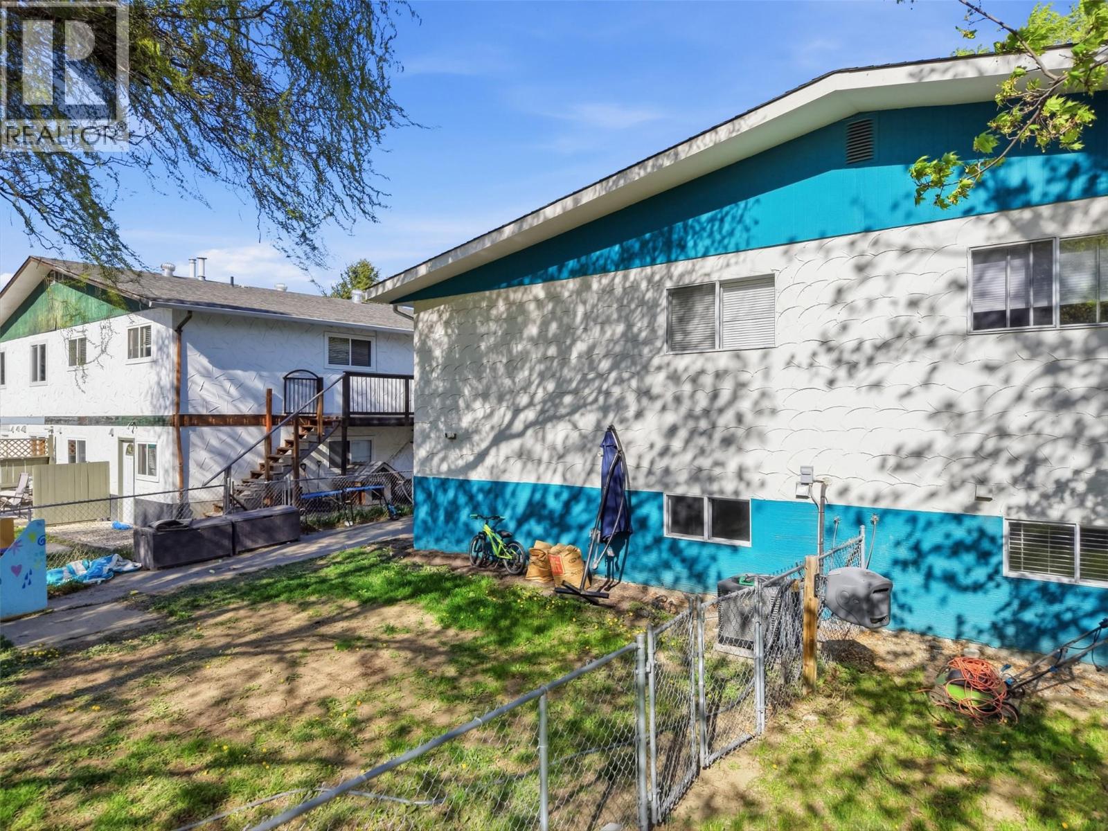 3170/3172 Wawn Crescent, Kamloops, British Columbia  V2B 7J6 - Photo 33 - 10384243