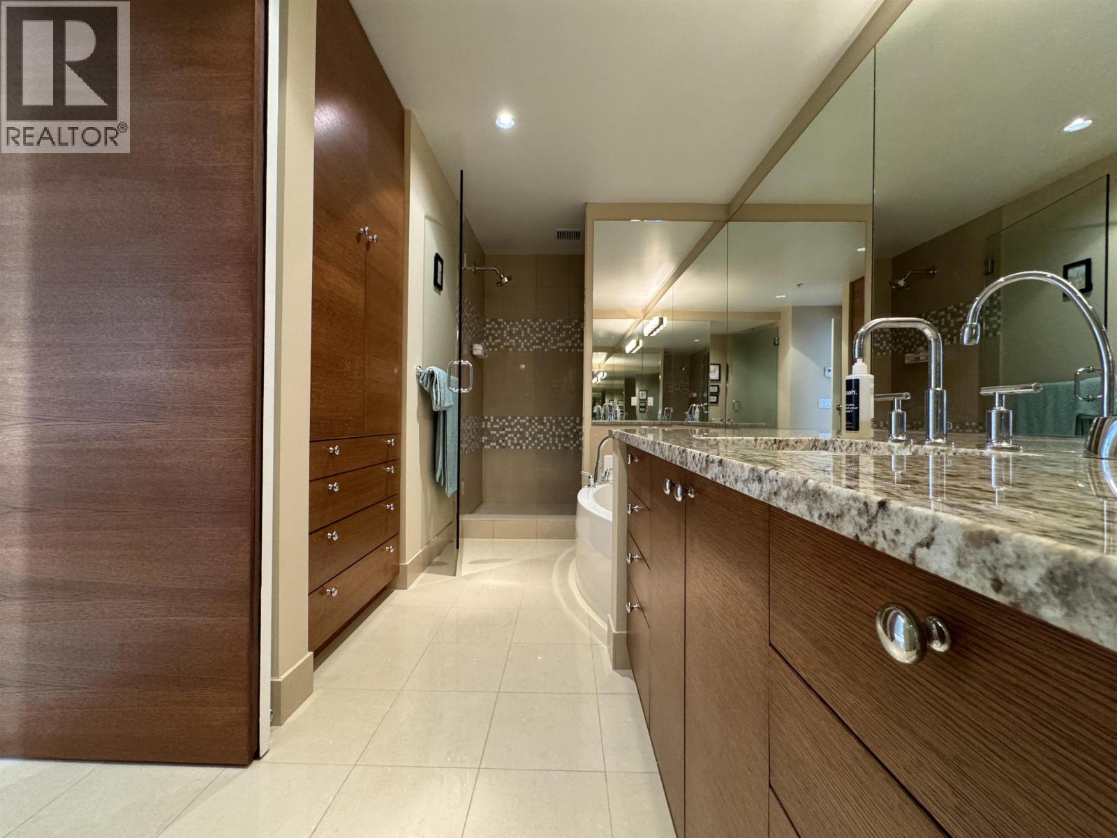 Ph7 618 Abbott Street, Vancouver, British Columbia  V6B 0B9 - Photo 31 - R3115279