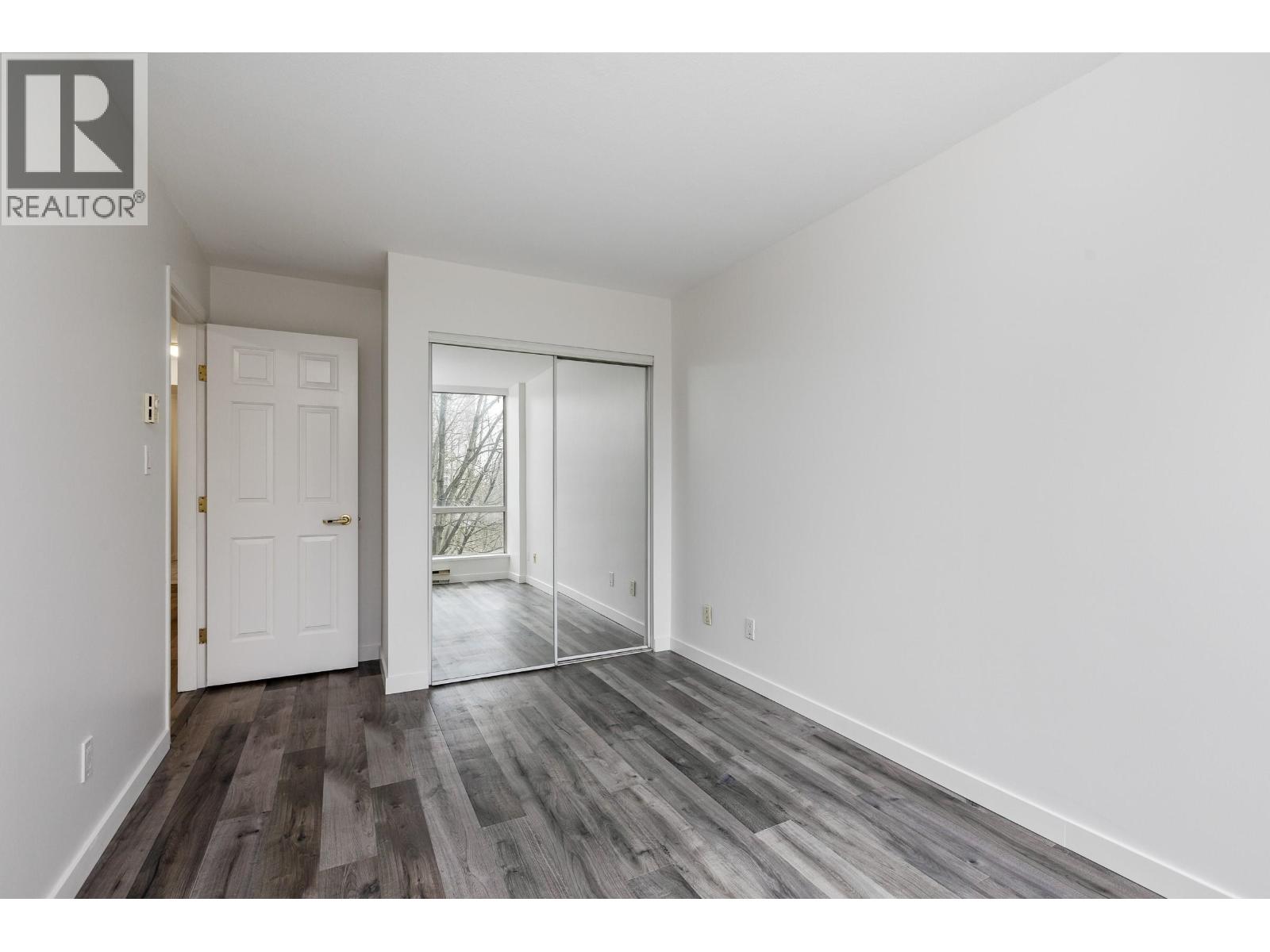 505 9603 Manchester Drive, Burnaby, British Columbia  V3N 4Y7 - Photo 10 - R3115291