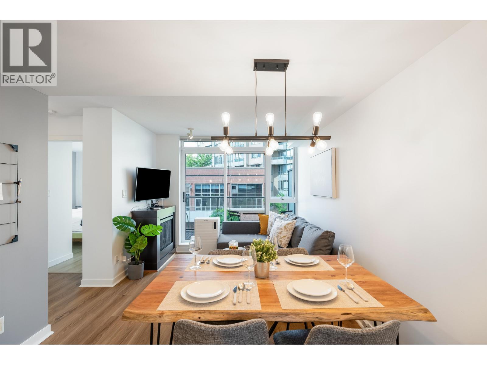 517 618 Abbott Street, Vancouver, British Columbia  V6B 0C1 - Photo 5 - R3115306