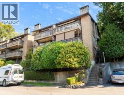 1039 OLD LILLOOET ROAD, North Vancouver, British Columbia