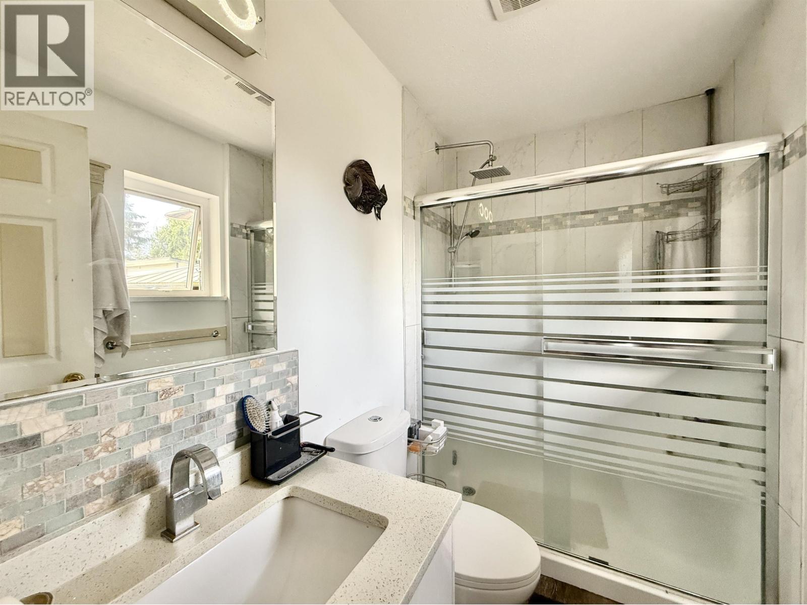 1271 Fitchett Road, Gibsons, British Columbia  V0N 1V4 - Photo 7 - R3115298