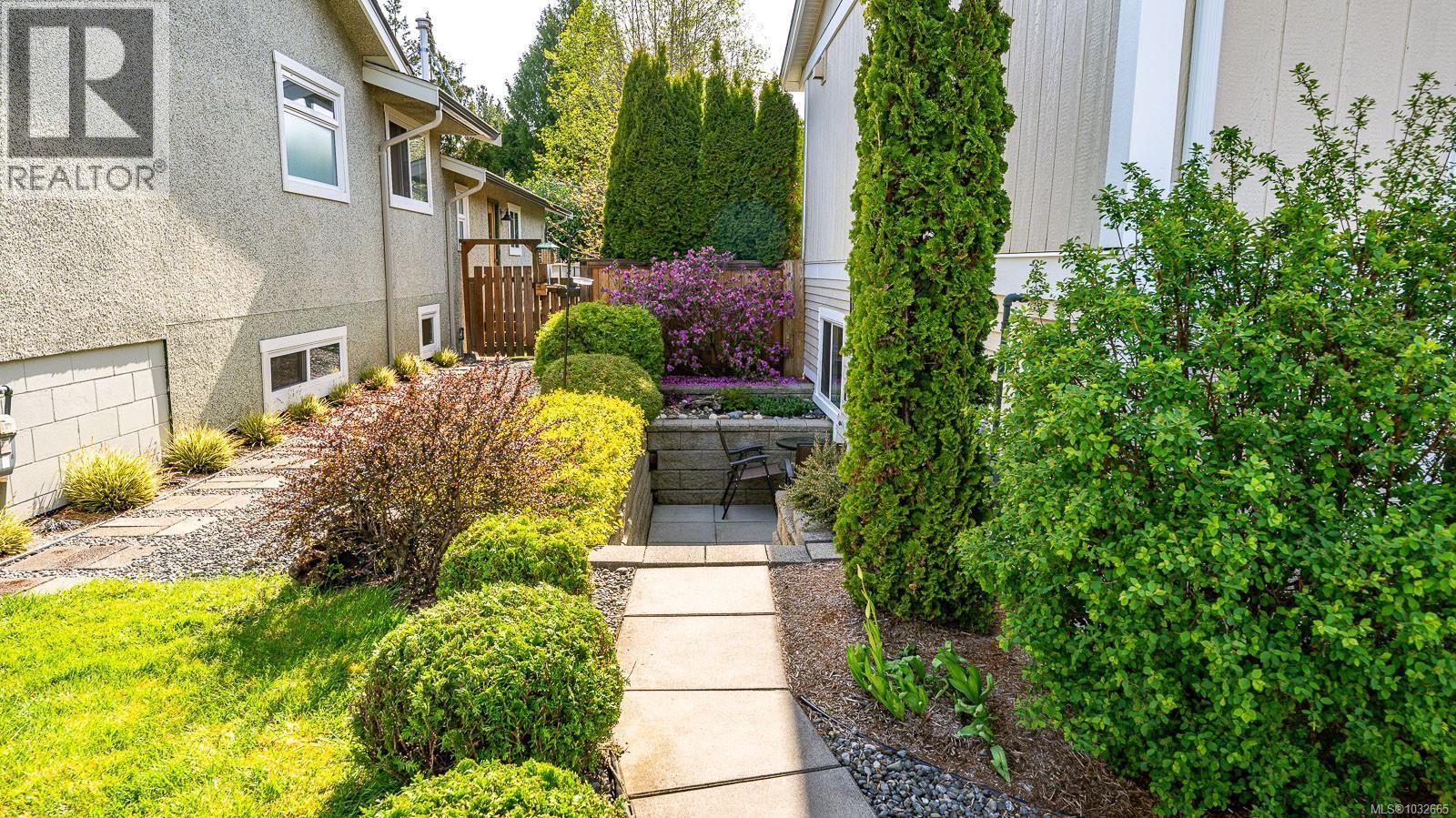 787 Stewart Ave, Courtenay, British Columbia  V9N 3H3 - Photo 37 - 1032665