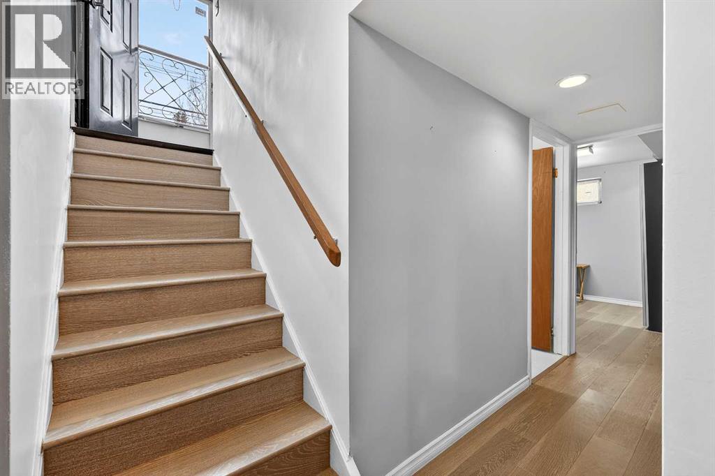 33 Warwick Drive SW, Calgary, Alberta  T3C 2R5 - Photo 31 - A2297421