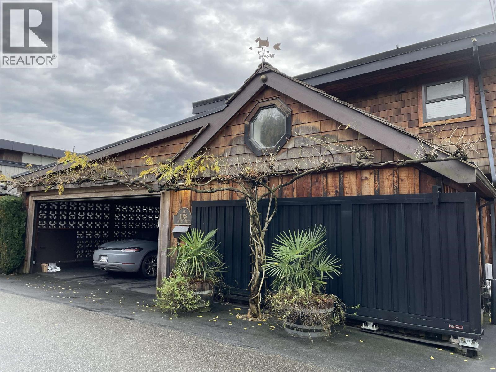 1188 ALDERSIDE ROAD, port moody, British Columbia