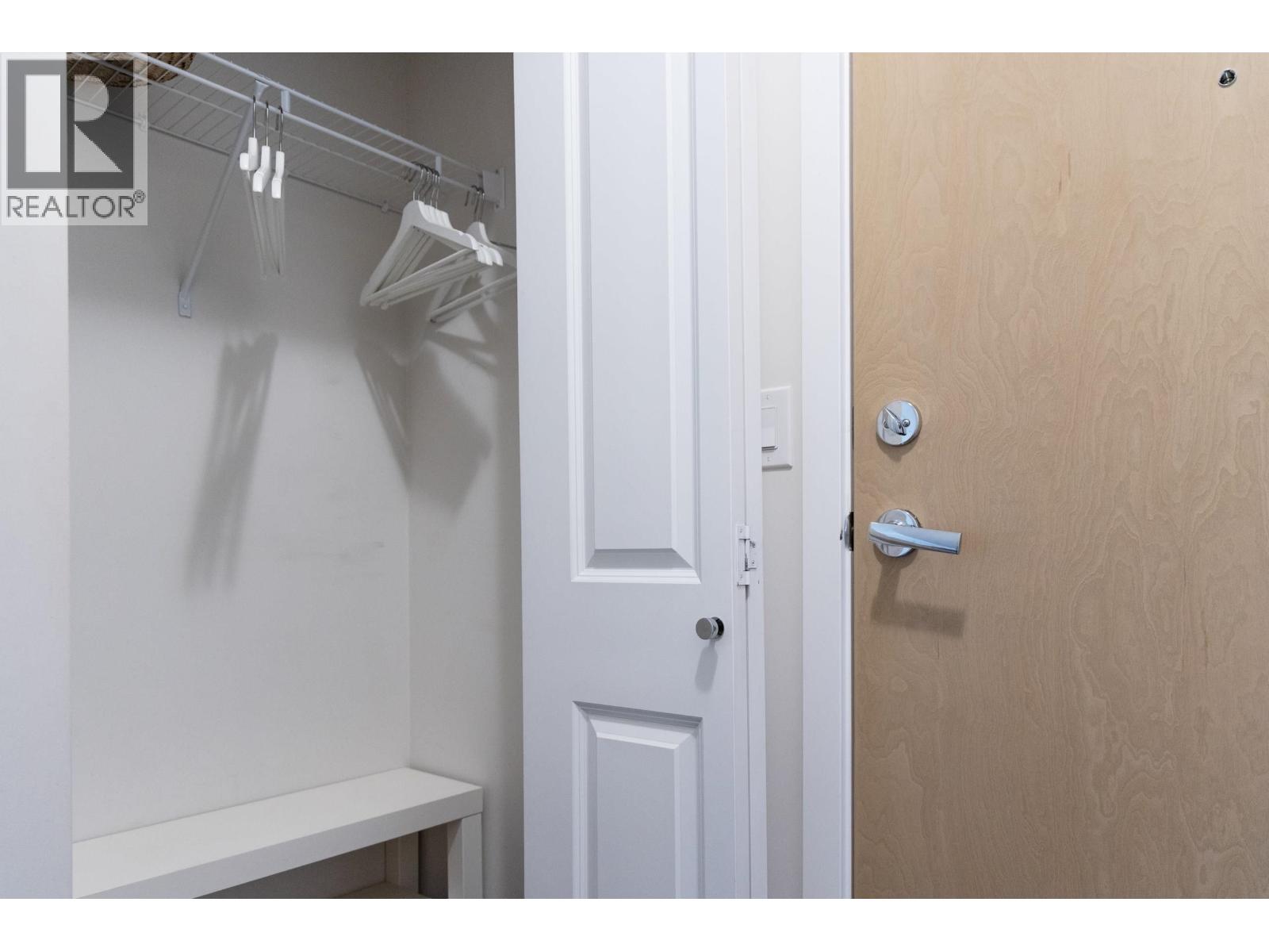 412 9877 University Crescent, Burnaby, British Columbia  V5A 0A7 - Photo 6 - R3115318