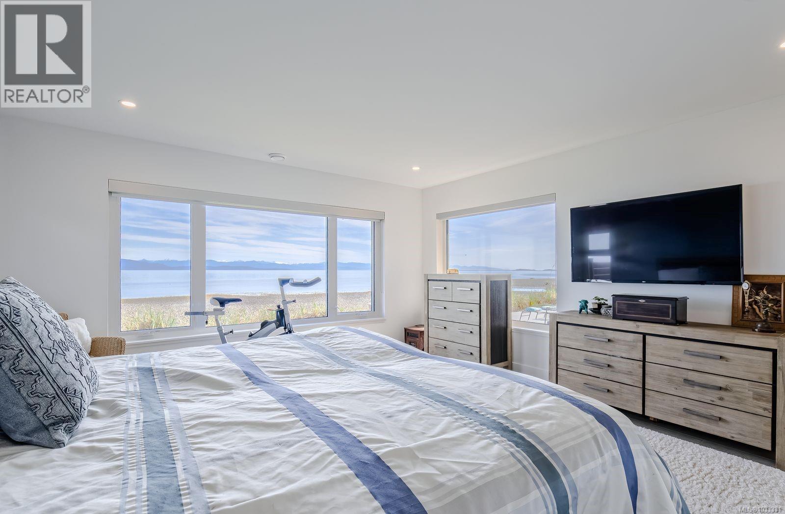 1701 Admiral Tryon Blvd, French Creek, British Columbia  V9P 1Y1 - Photo 10 - 1033331