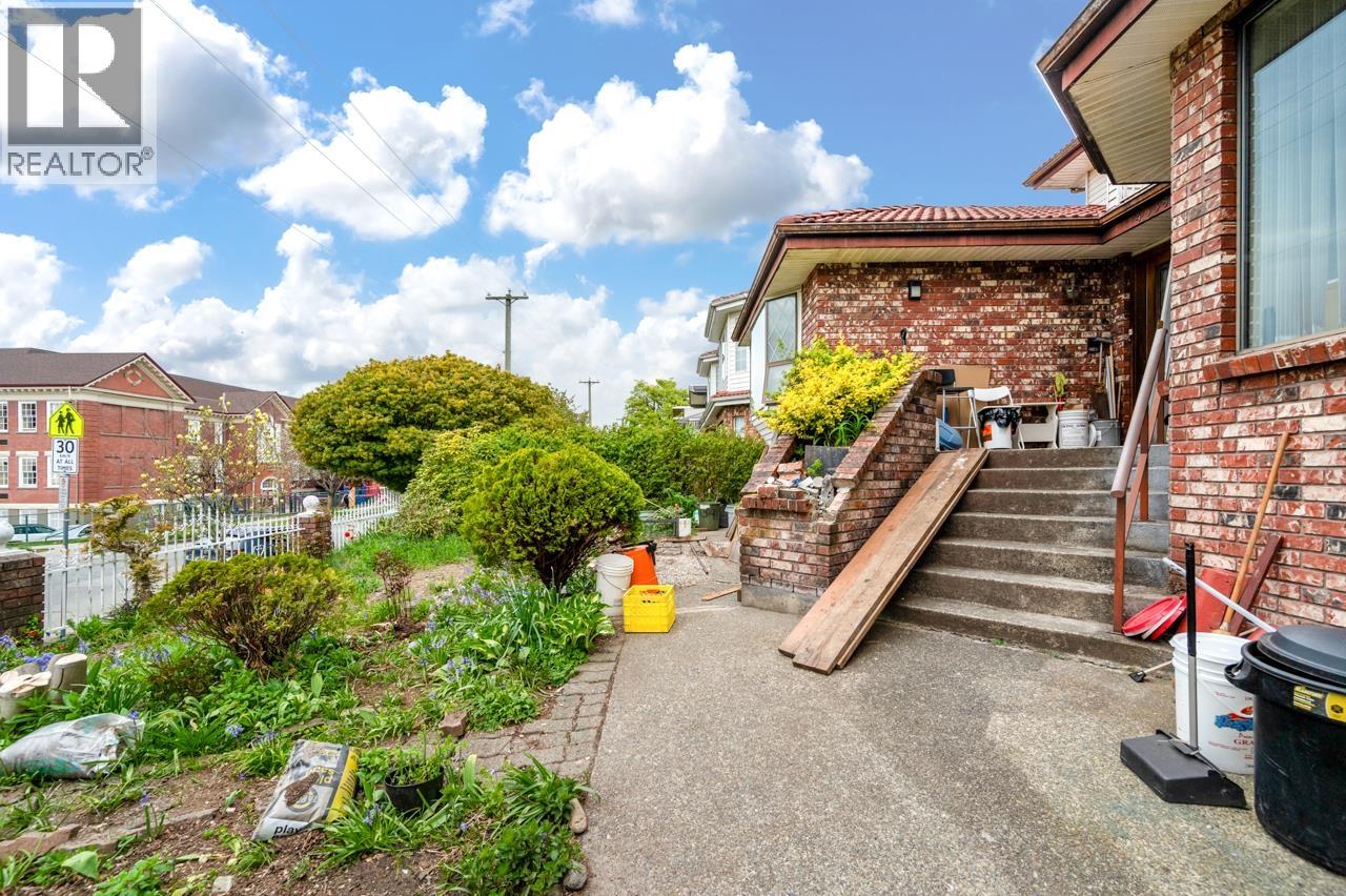 4338 Ontario Street, Vancouver, British Columbia  V5V 3G9 - Photo 4 - R3114641