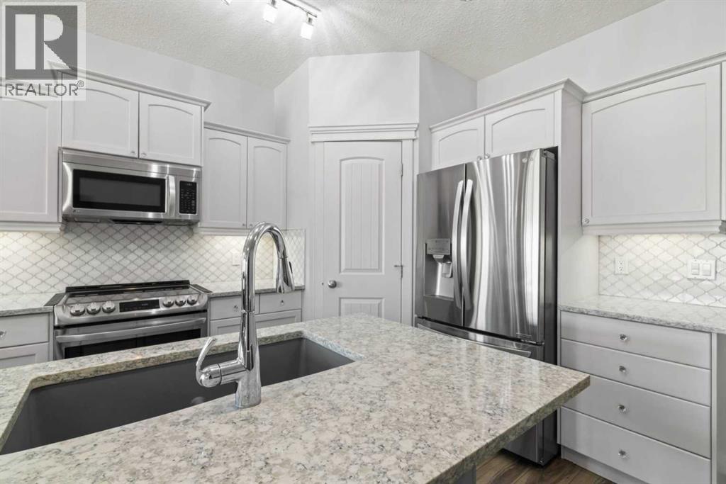 351 Crystal Green Rise, Okotoks, Alberta  T1S 2N6 - Photo 21 - A2304445