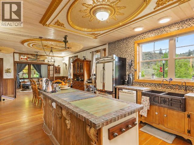 5208 Trans Canada Highway, Kamloops, British Columbia  V1S 2A5 - Photo 17 - 10384663