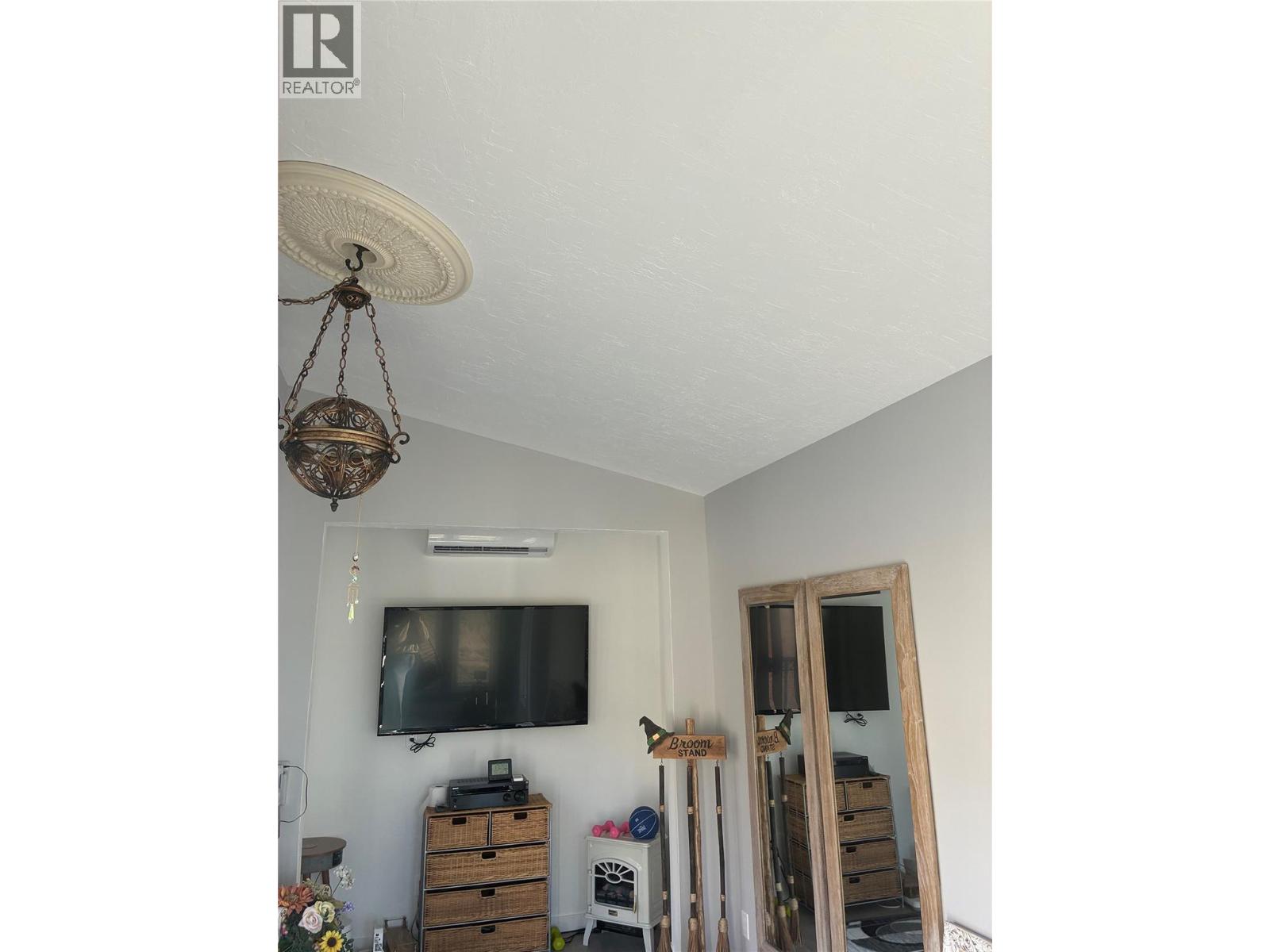 5208 Trans Canada Highway, Kamloops, British Columbia  V1S 2A5 - Photo 50 - 10384663