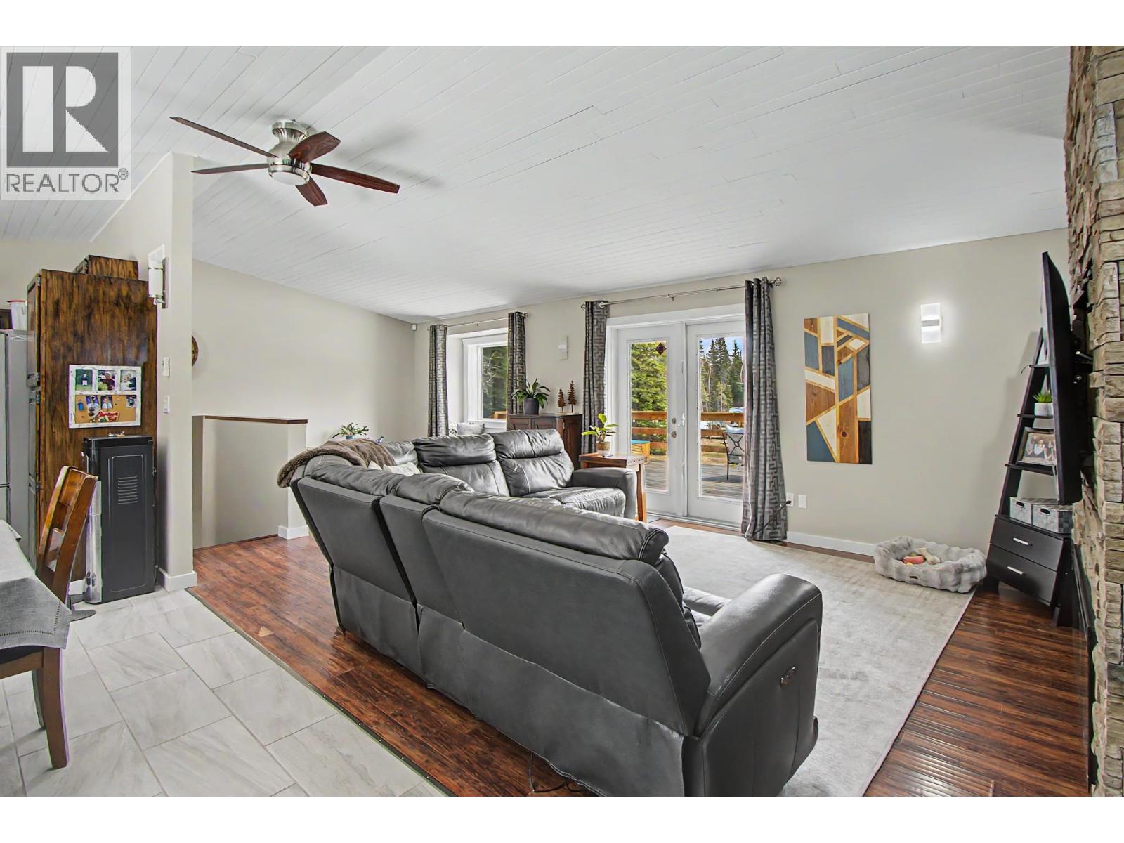 11320 Pilot Mountain Road, Prince George, British Columbia  V2K 5J3 - Photo 11 - R3115315