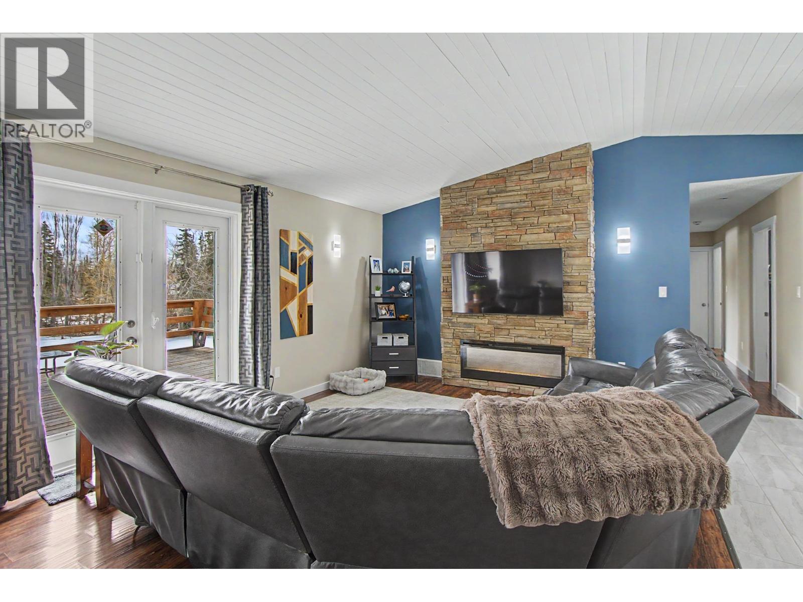 11320 Pilot Mountain Road, Prince George, British Columbia  V2K 5J3 - Photo 12 - R3115315