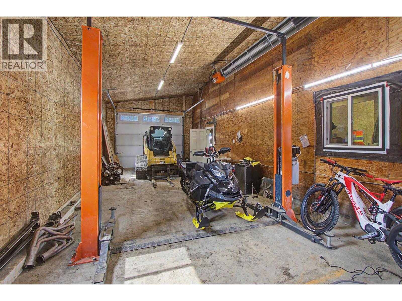 11320 Pilot Mountain Road, Prince George, British Columbia  V2K 5J3 - Photo 39 - R3115315