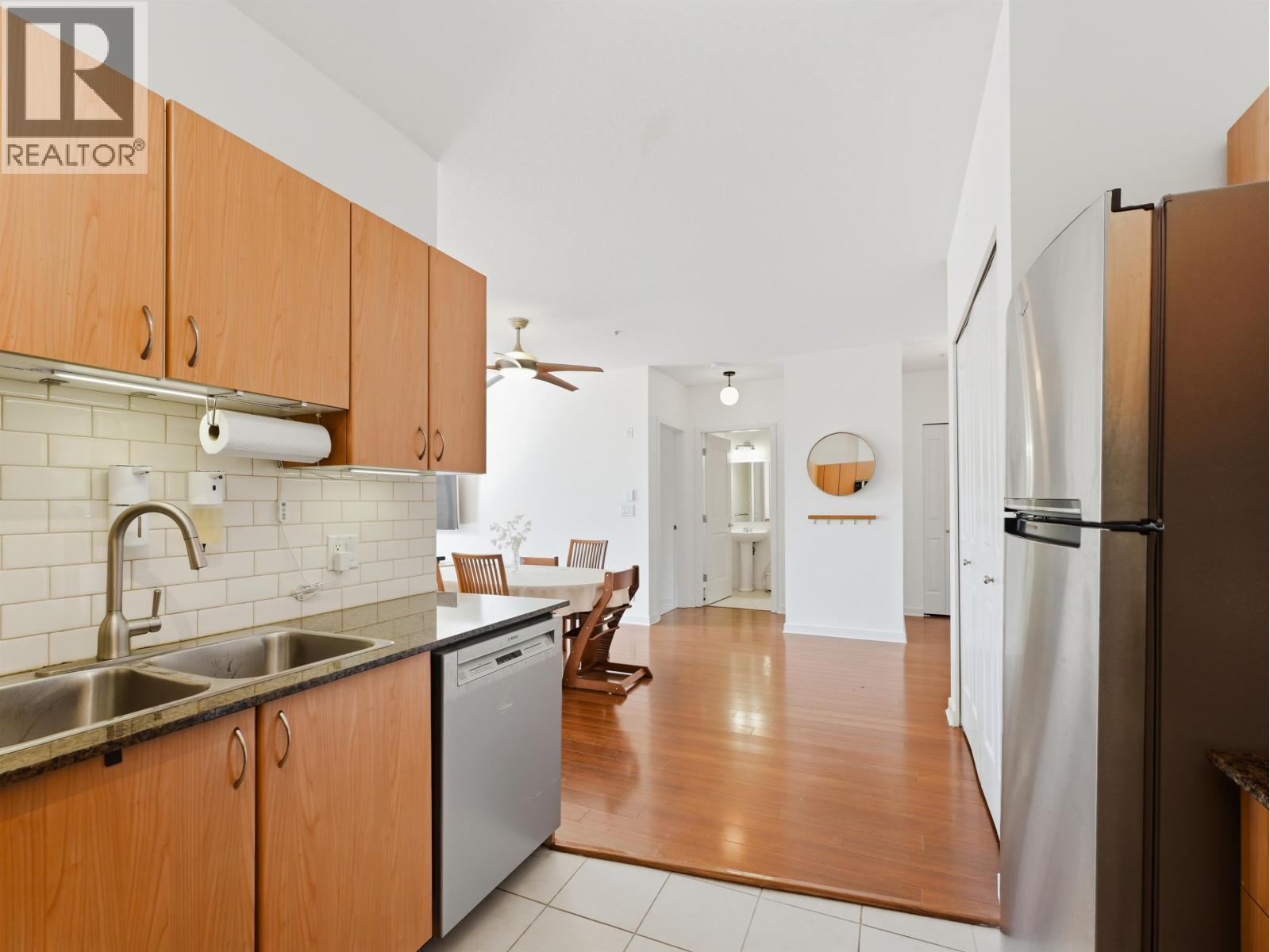 302 4479 W 10th Avenue, Vancouver, British Columbia  V6R 2H8 - Photo 17 - R3108667