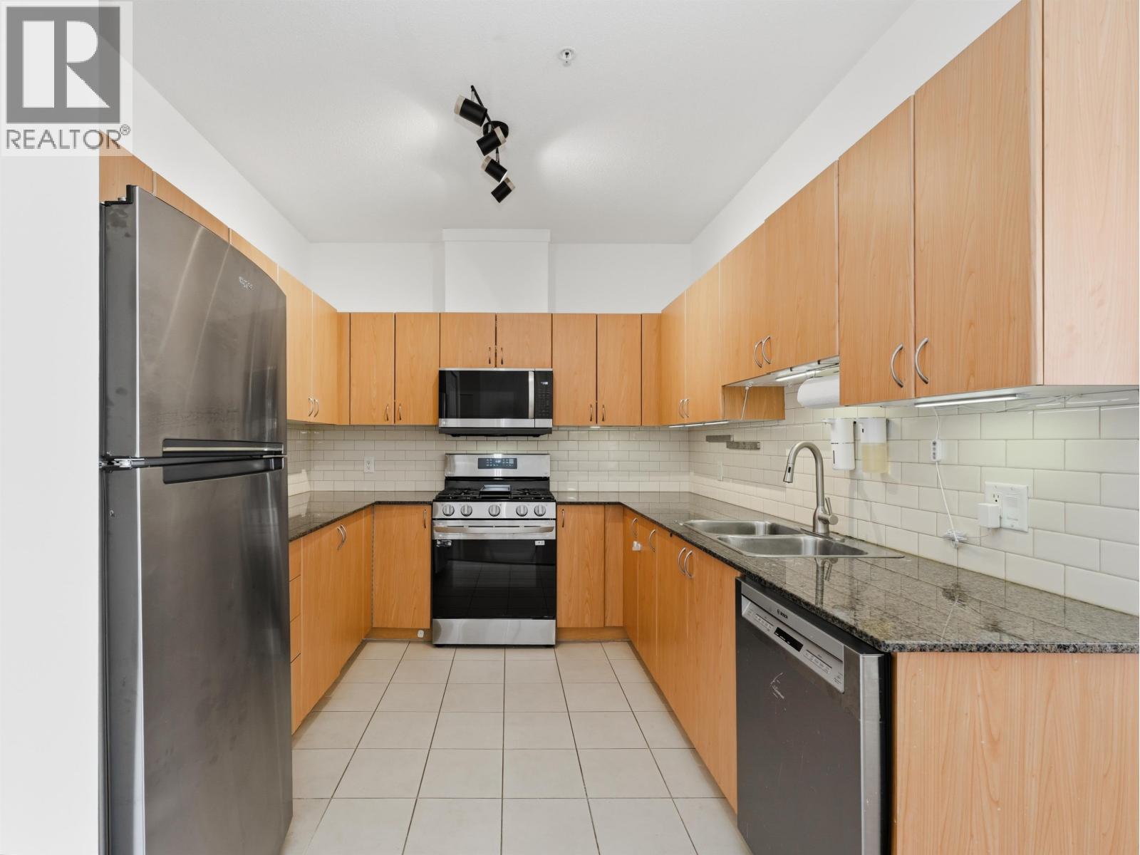 302 4479 W 10th Avenue, Vancouver, British Columbia  V6R 2H8 - Photo 15 - R3108667