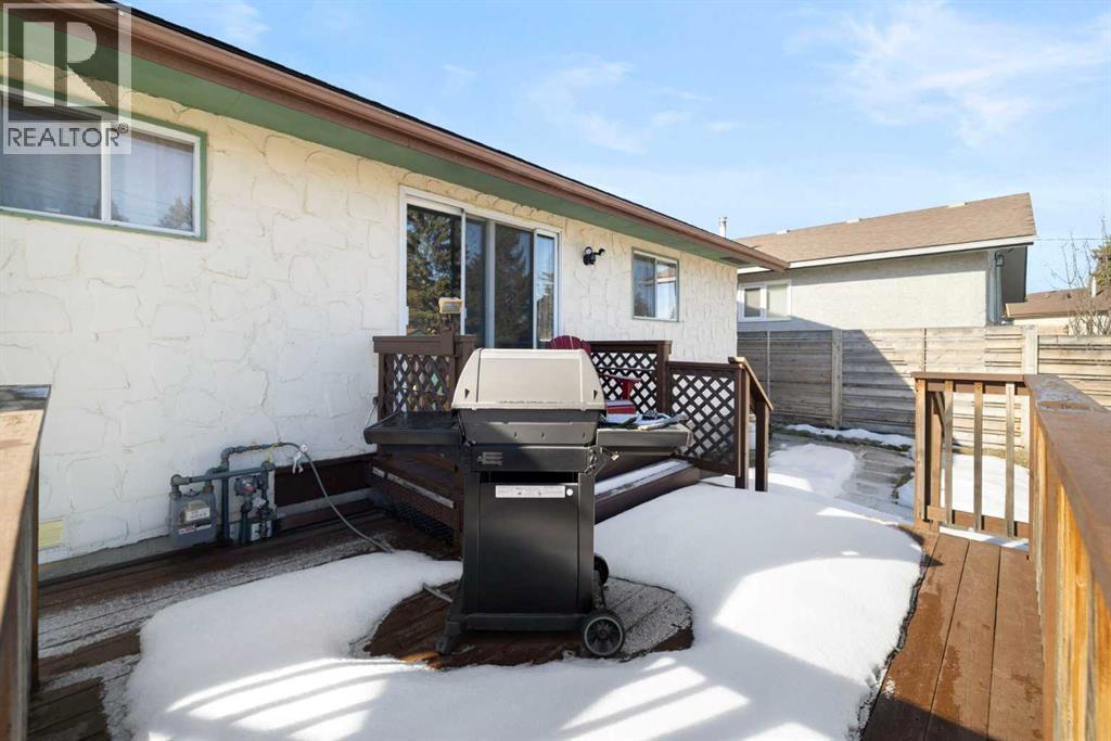 472 Cedarpark Drive SW, Calgary, Alberta  T2W 2J7 - Photo 41 - A2299627