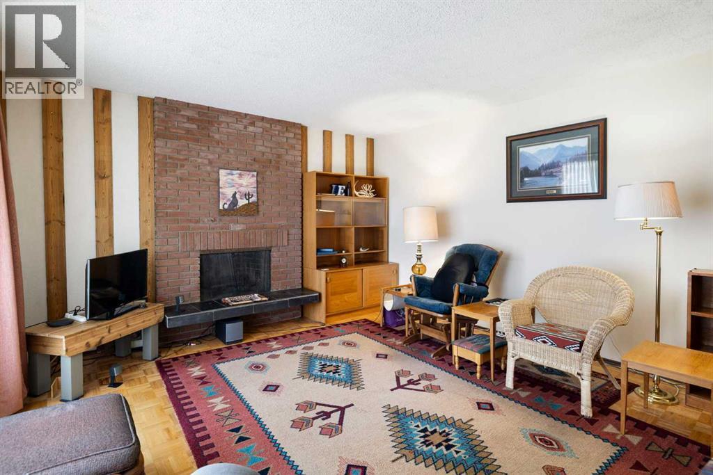 472 Cedarpark Drive SW, Calgary, Alberta  T2W 2J7 - Photo 9 - A2299627