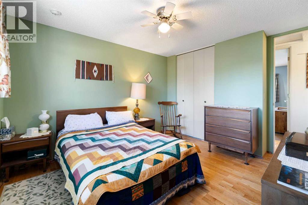 472 Cedarpark Drive SW, Calgary, Alberta  T2W 2J7 - Photo 31 - A2299627