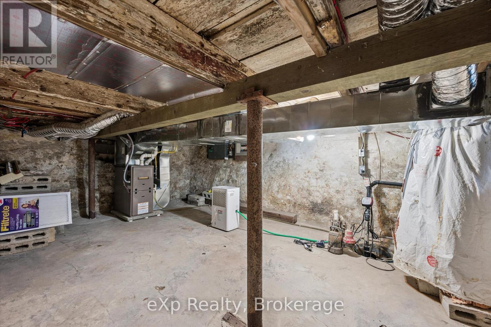 8 West Street, Perth East, Ontario  N0K 1M0 - Photo 28 - X12927276