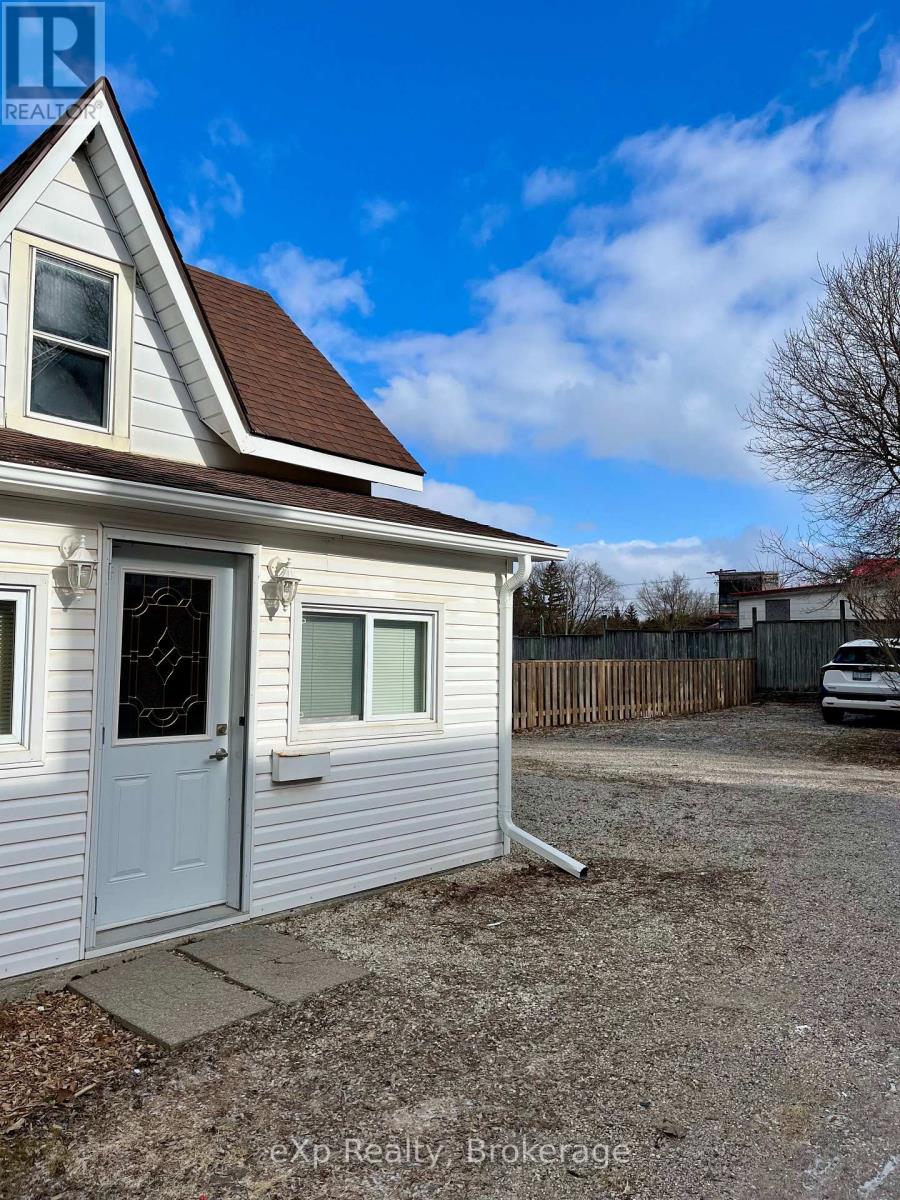 8 West Street, Perth East, Ontario  N0K 1M0 - Photo 45 - X12927276