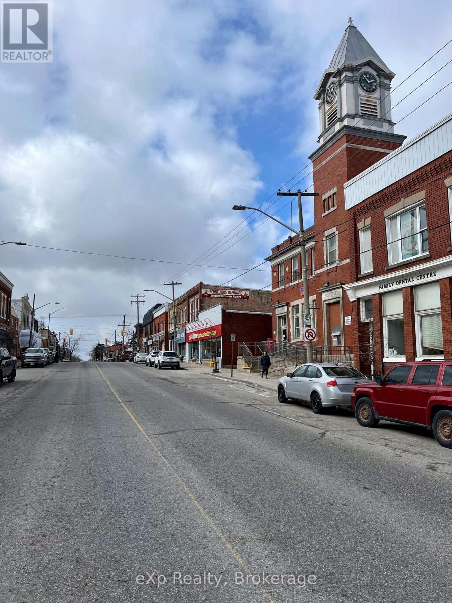 8 West Street, Perth East, Ontario  N0K 1M0 - Photo 50 - X12927276