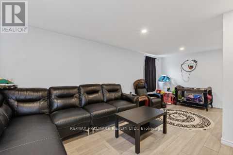 452 Montrave Avenue, Oshawa, Ontario  L1J 4S7 - Photo 4 - E13030580