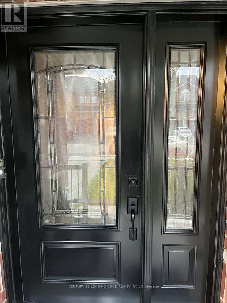 53 REVELSTOKE PLACE, Brampton, Ontario