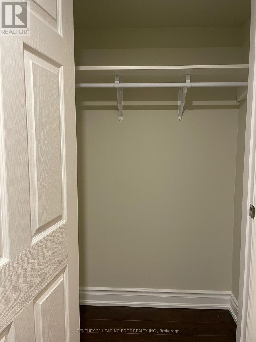 53 Revelstoke Place, Brampton, Ontario  L6R 3G4 - Photo 3 - W13012618