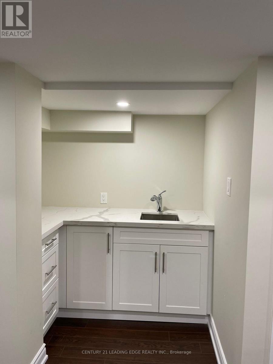 53 Revelstoke Place, Brampton, Ontario  L6R 3G4 - Photo 8 - W13012618