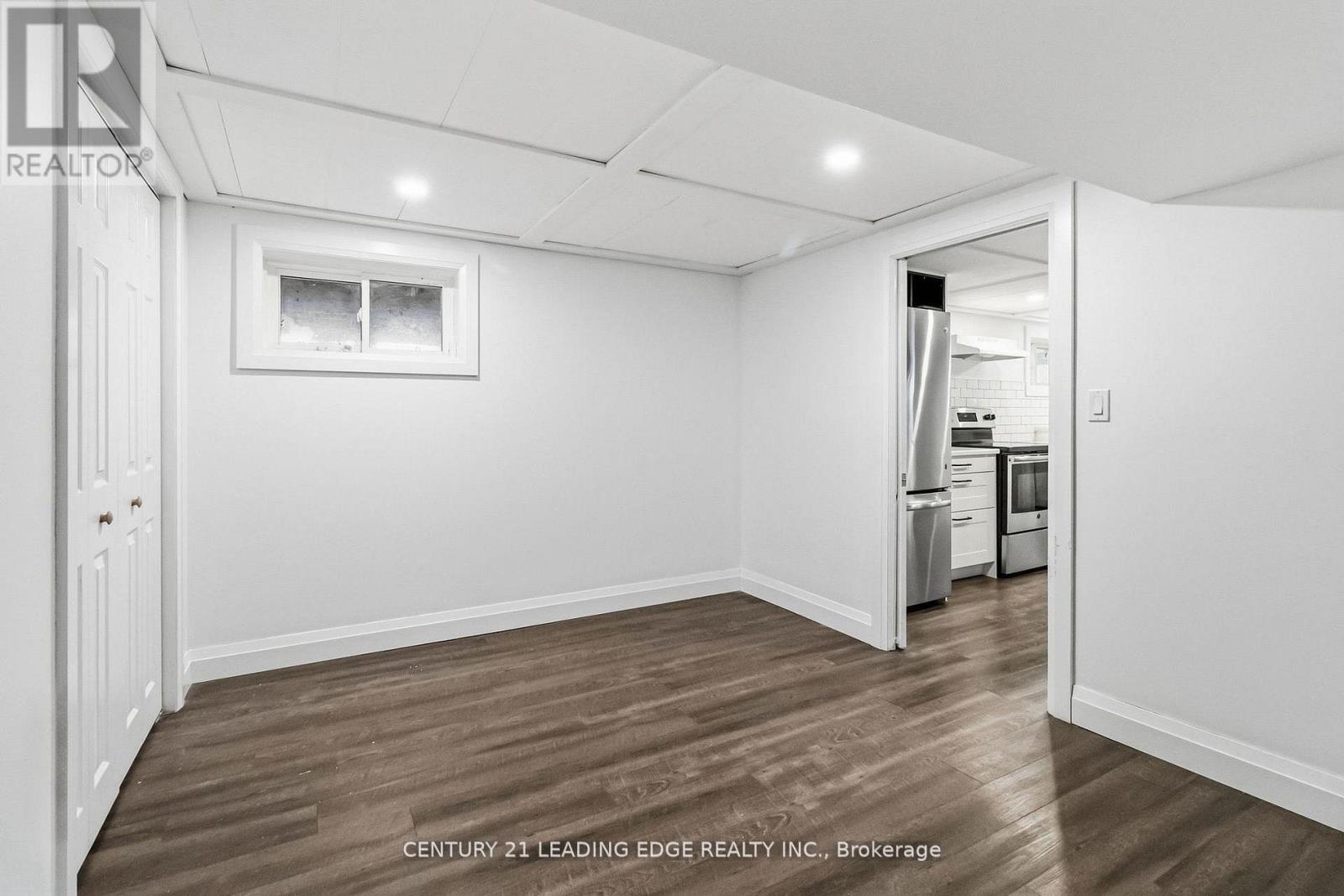 623 Wickens Avenue, Burlington, Ontario  L7T 3T1 - Photo 45 - W13038250