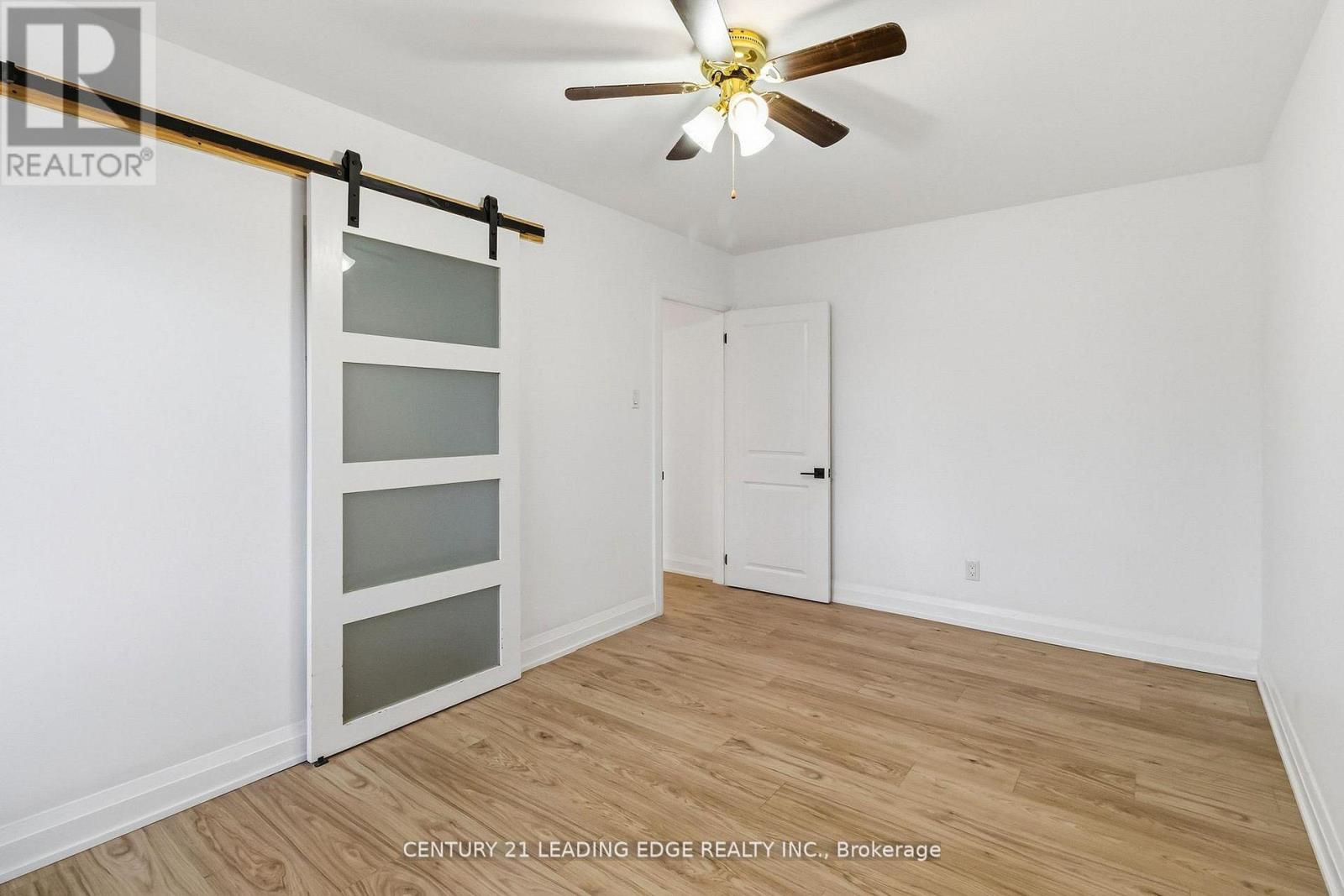 623 Wickens Avenue, Burlington, Ontario  L7T 3T1 - Photo 11 - W13038250