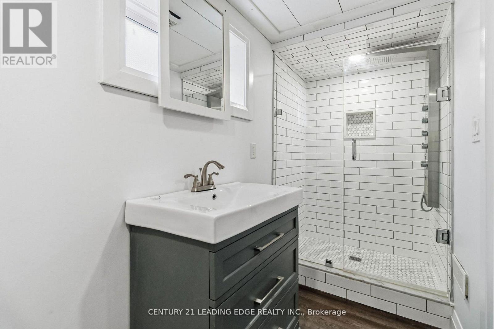 623 Wickens Avenue, Burlington, Ontario  L7T 3T1 - Photo 46 - W13038250