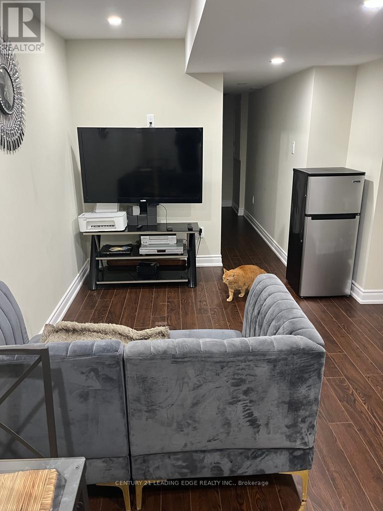 53 Revelstoke Place, Brampton, Ontario  L6R 3G4 - Photo 5 - W13012618