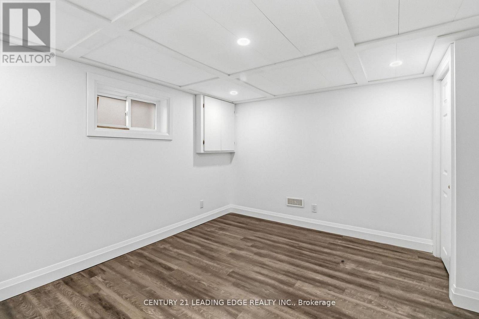 623 Wickens Avenue, Burlington, Ontario  L7T 3T1 - Photo 35 - W13038250