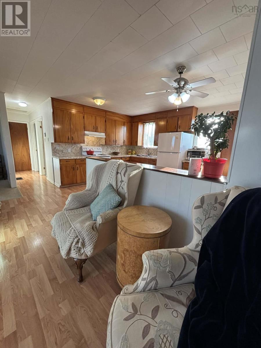 240 Pleasant Street, Yarmouth, Nova Scotia  B5A 2K4 - Photo 14 - 202608317