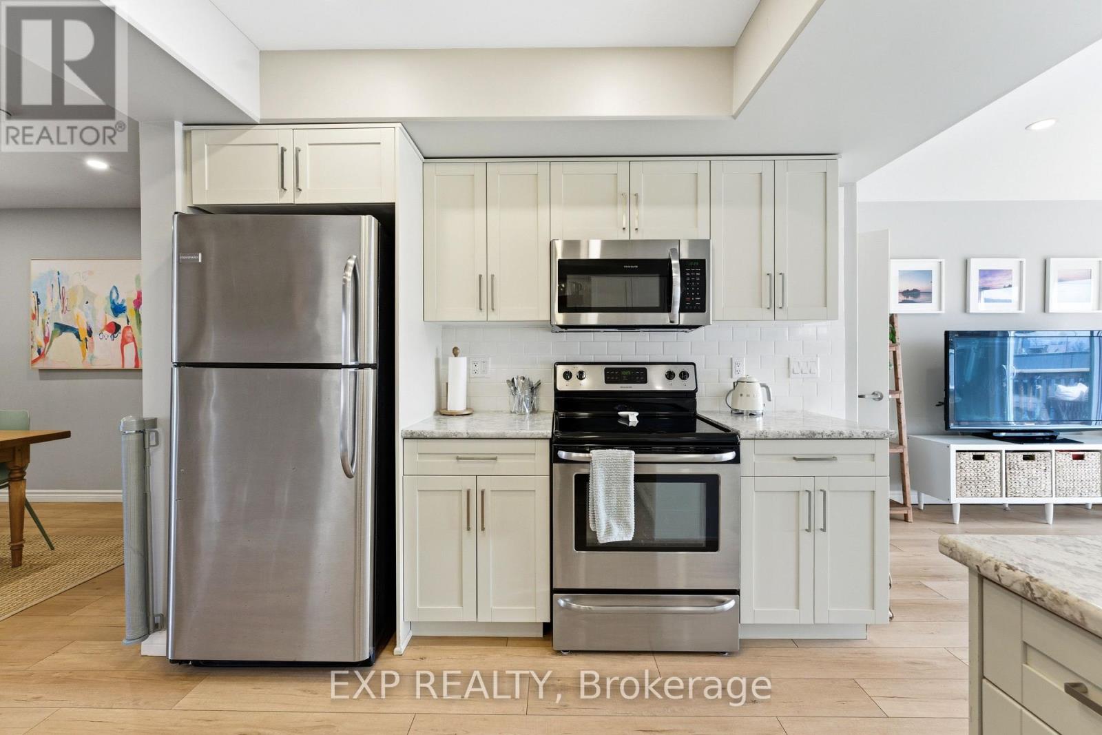 39 Ridgeway Place, Belleville (Belleville Ward), Ontario  K8P 5G3 - Photo 13 - X13038334