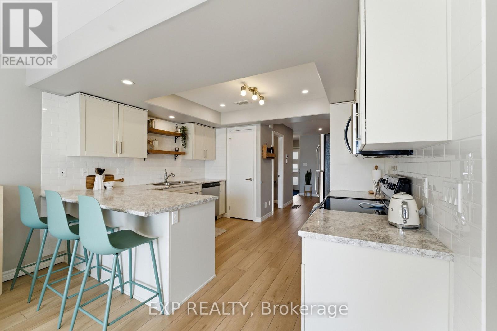 39 Ridgeway Place, Belleville (Belleville Ward), Ontario  K8P 5G3 - Photo 14 - X13038334