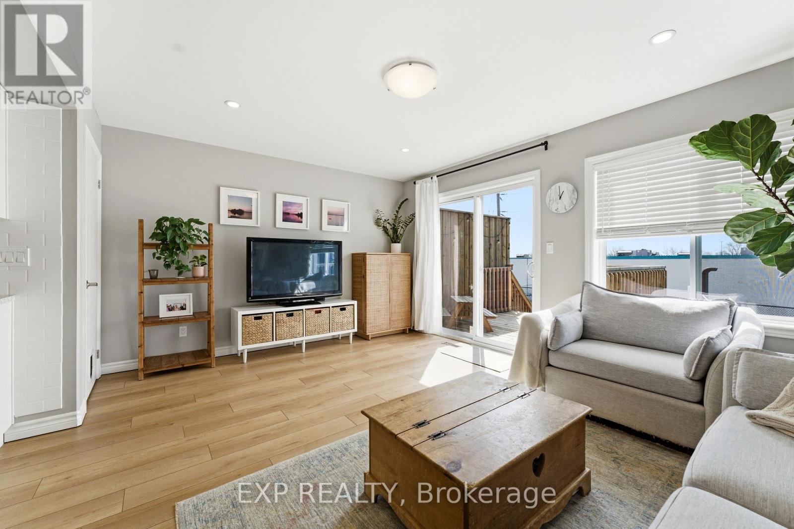 39 Ridgeway Place, Belleville (Belleville Ward), Ontario  K8P 5G3 - Photo 20 - X13038334