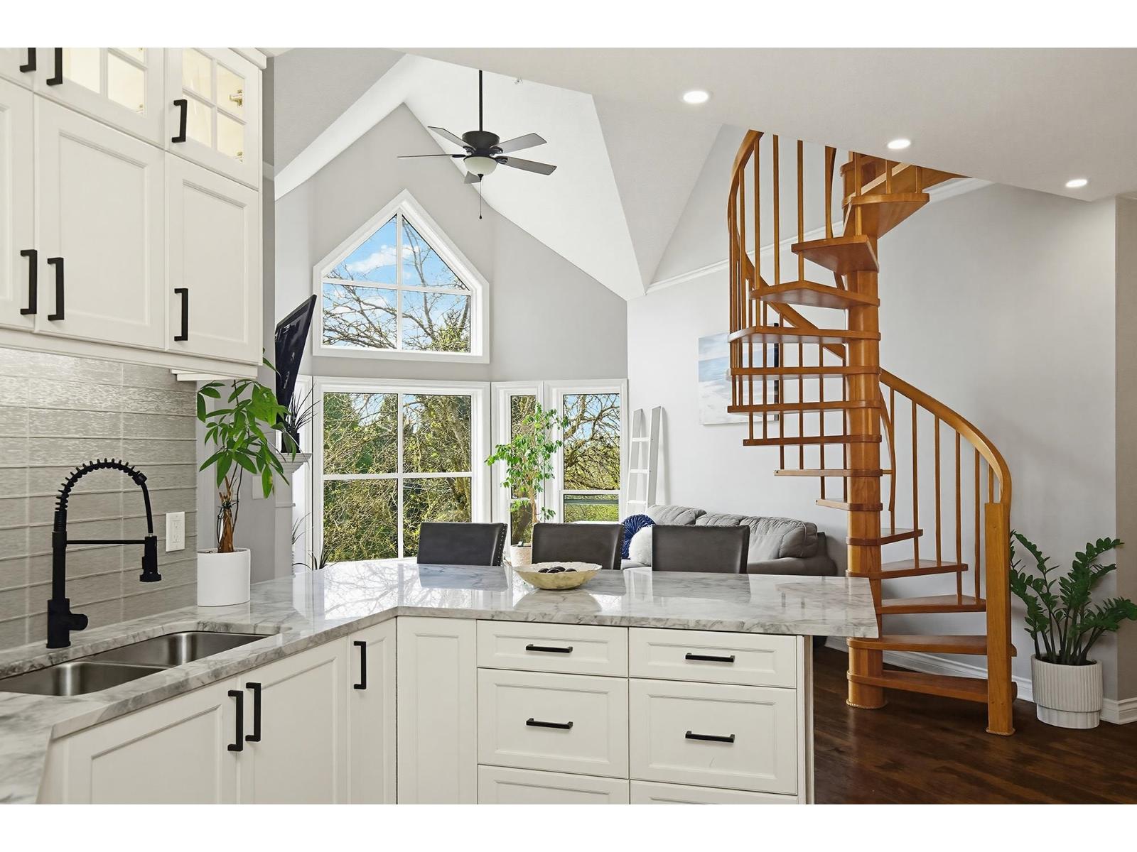 502 34101 OLD YALE ROAD, abbotsford, British Columbia