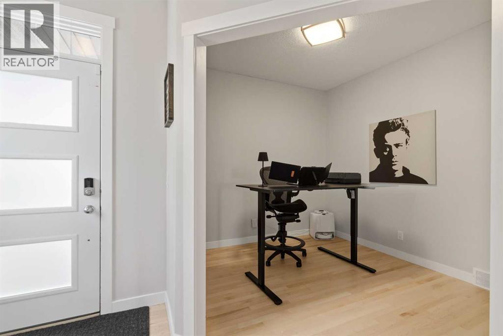 48 Heritage Green, Cochrane, Alberta  T4C 0L3 - Photo 6 - A2291764