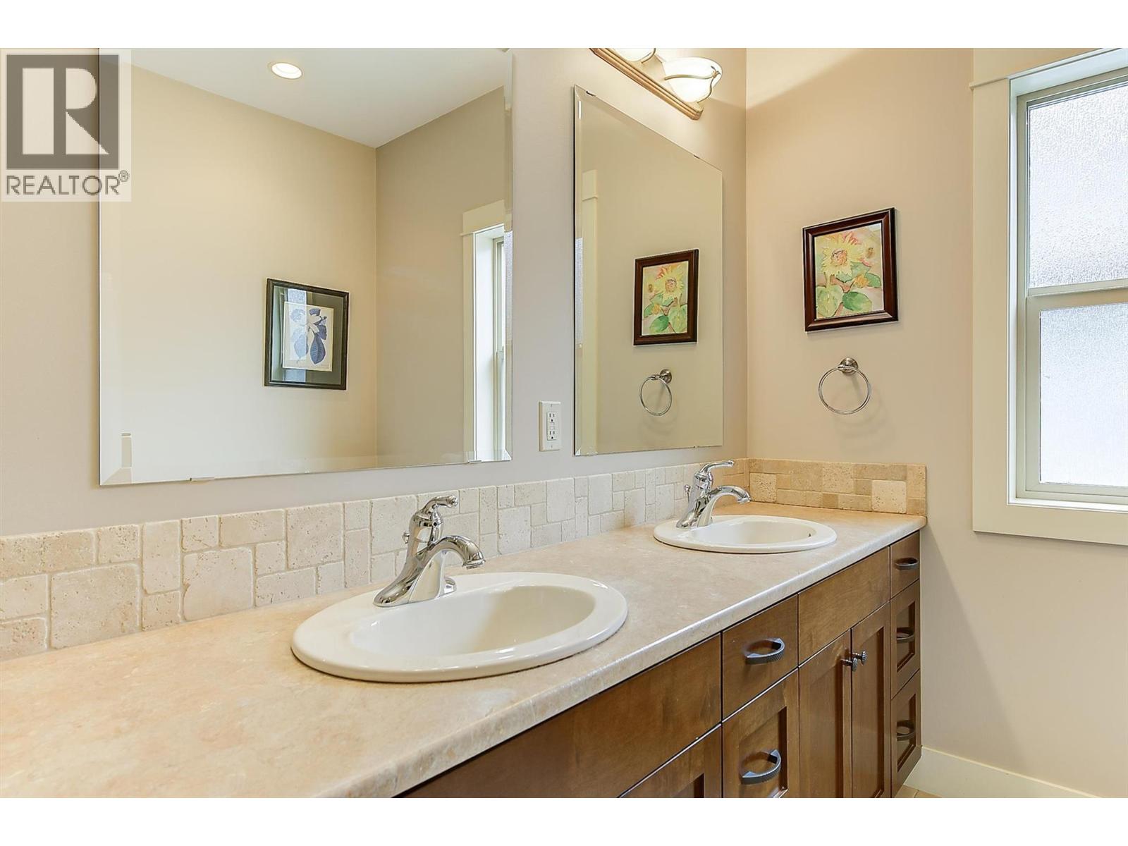 165 Terrace Hill Place, Kelowna, British Columbia  V1V 2T2 - Photo 23 - 10379999