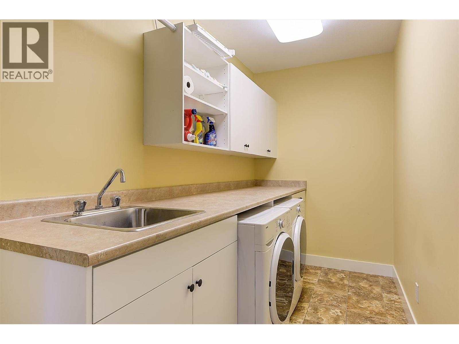 165 Terrace Hill Place, Kelowna, British Columbia  V1V 2T2 - Photo 38 - 10379999