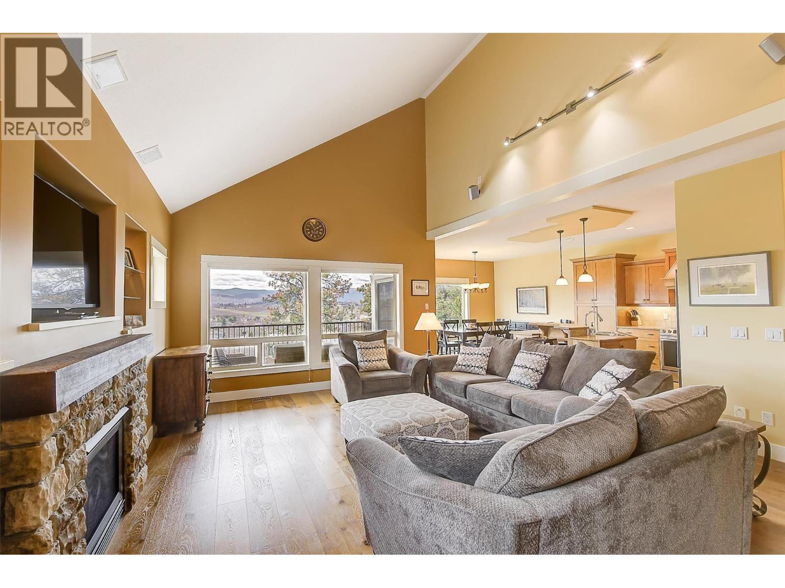 165 Terrace Hill Place, Kelowna, British Columbia  V1V 2T2 - Photo 8 - 10379999