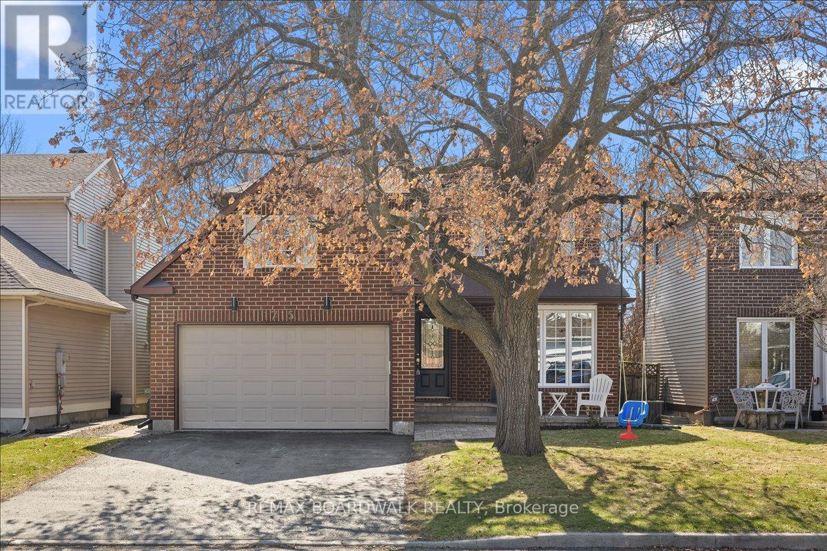 1715 TEAKDALE AVENUE, Ottawa, Ontario